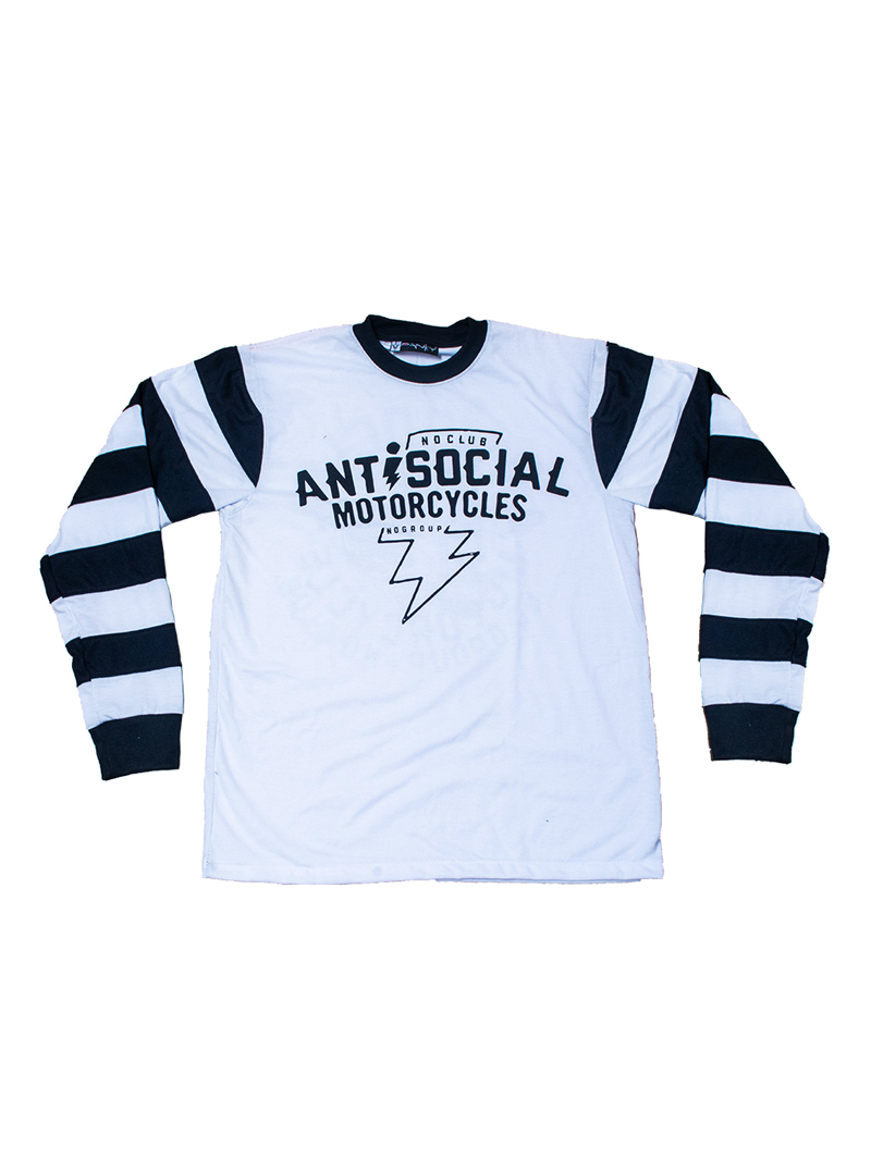 POLERA MANGA LARGA ANTISOCIAL